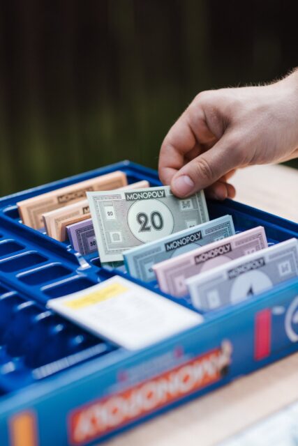 Q31：請問銀行房貸，會限制貸款金額最多能貸幾年嗎？譬如我想貸400萬，貸30年可以嗎？