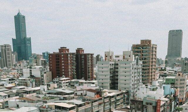 鐵路下地變綠帶！科工館站旁老屋搶手　400萬入手透天厝