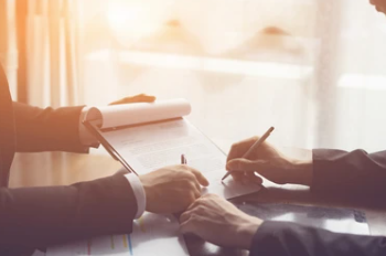 Q720：我有聯徵的問題：我看很多資料寫不能超過三次，三次是確定的嗎？